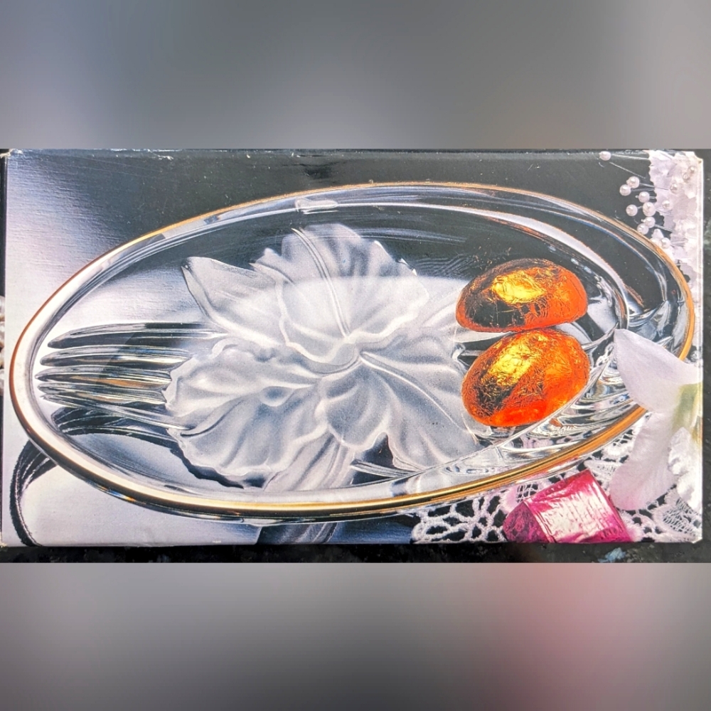 Studio Nova Golden Orchid Oval candy dish